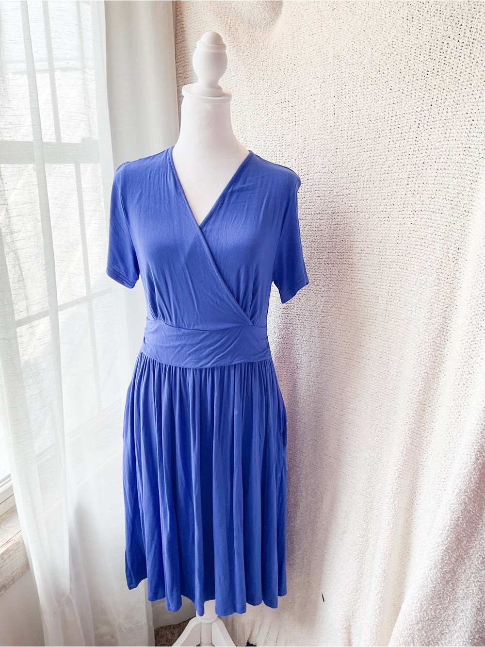 Wrap-Style Midi Dress in Vibrant Blue